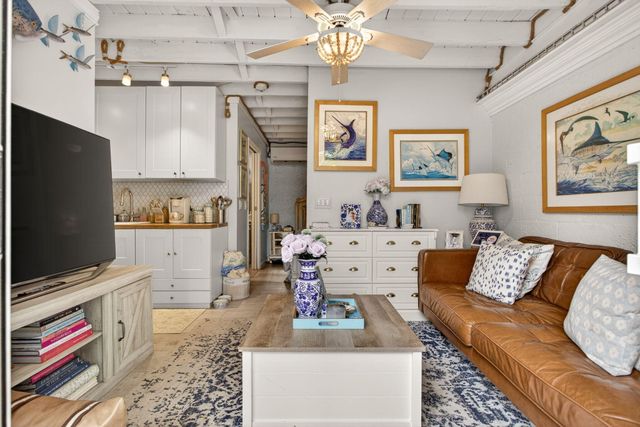 1415 NE 4th Place, Fort Lauderdale, FL 33301