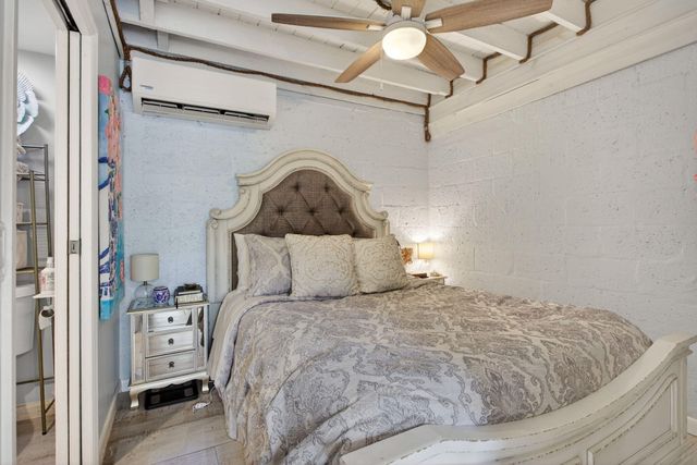 1415 NE 4th Place, Fort Lauderdale, FL 33301