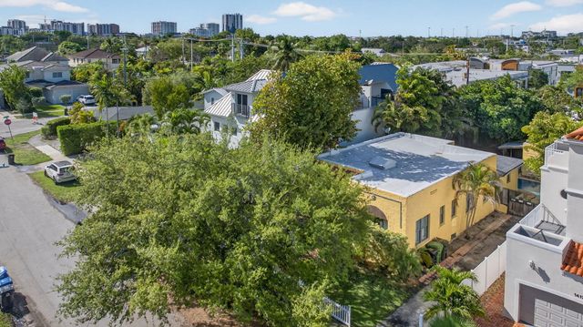 1415 NE 4th Place, Fort Lauderdale, FL 33301