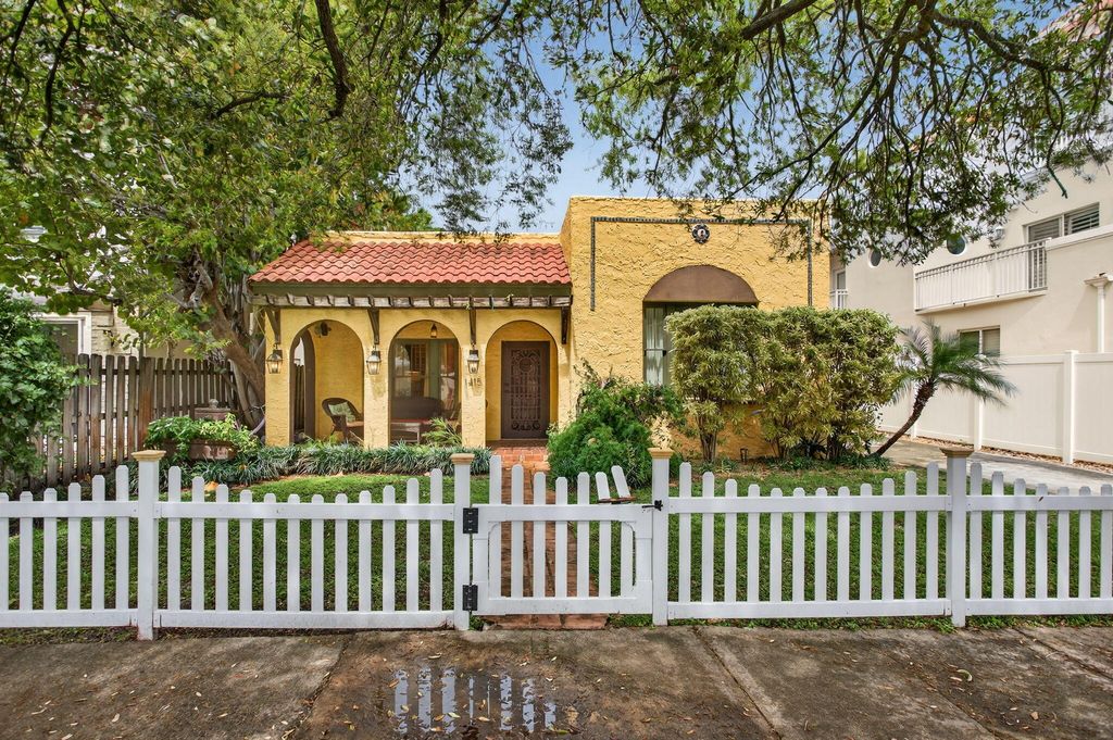 1415 NE 4th Place, Fort Lauderdale, FL 33301