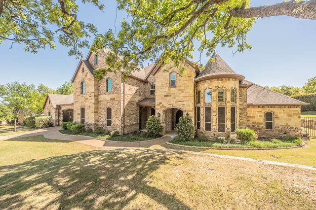 8605 Del Pino Court, Flower Mound, TX 75022
