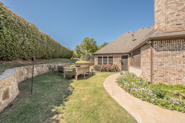 8605 Del Pino Court, Flower Mound, TX 75022