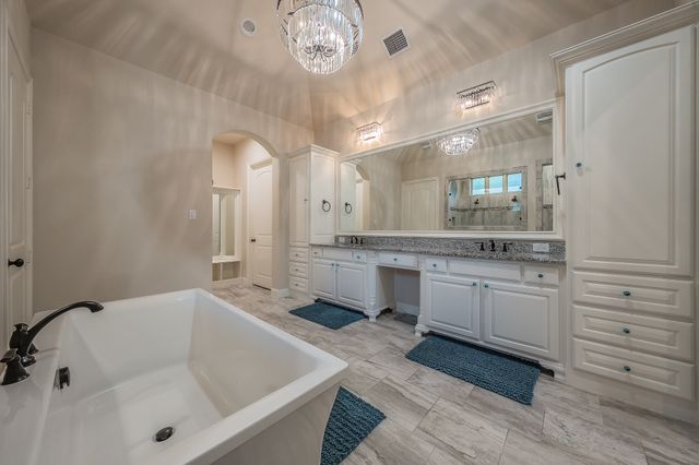 8605 Del Pino Court, Flower Mound, TX 75022