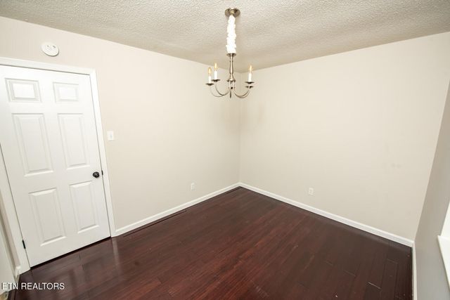2110 Farris Rd, Maryville, TN 37803