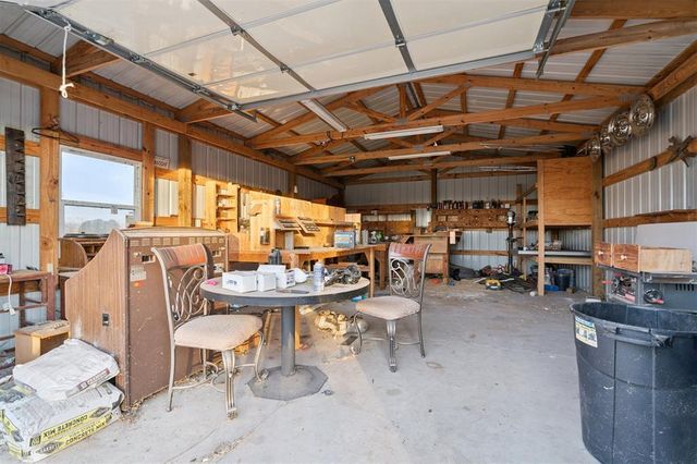 35079 E 115 Road, Earlsboro, OK 74840