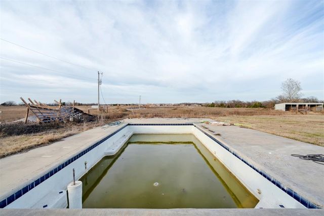 35079 E 115 Road, Earlsboro, OK 74840