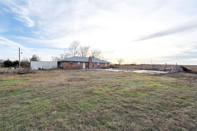 35079 E 115 Road, Earlsboro, OK 74840