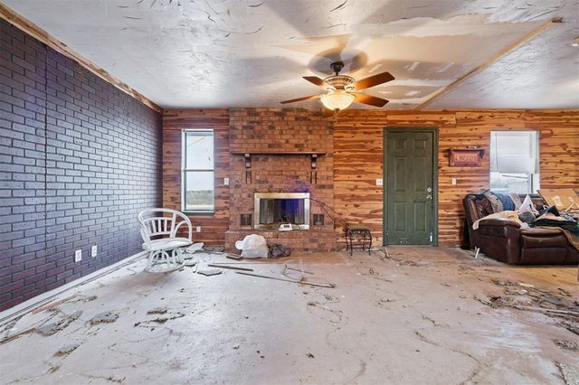 35079 E 115 Road, Earlsboro, OK 74840