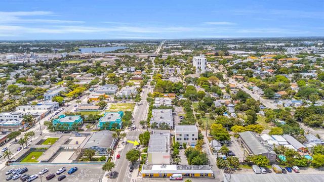 1110 Lucerne Avenue C, Lake Worth, FL 33460