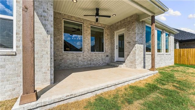2113 Porter Street, Pea Ridge, AR 72751
