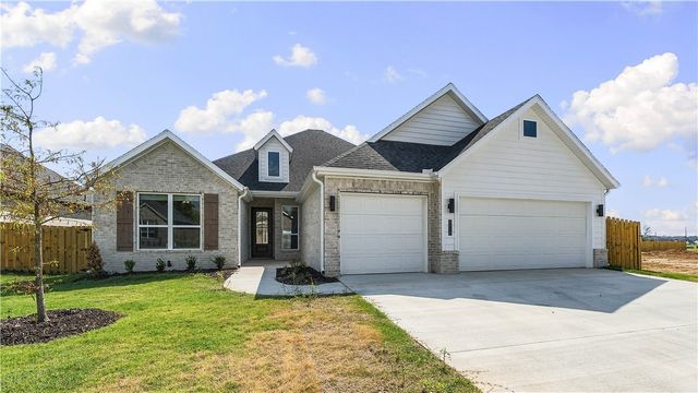 2113 Porter Street, Pea Ridge, AR 72751