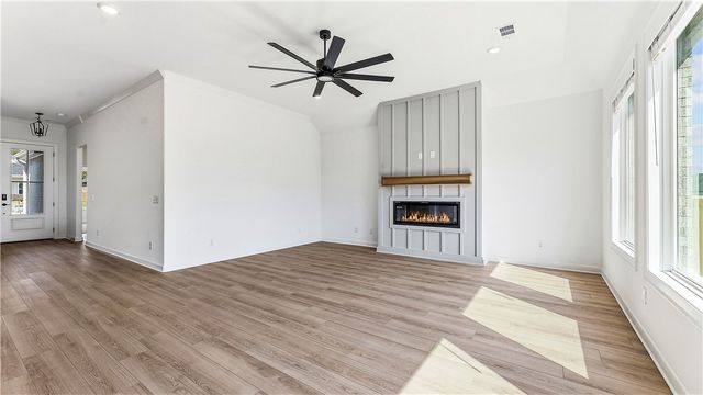 2113 Porter Street, Pea Ridge, AR 72751