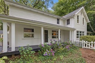 15752 Locke Road, Chikaming Twp, MI 49129