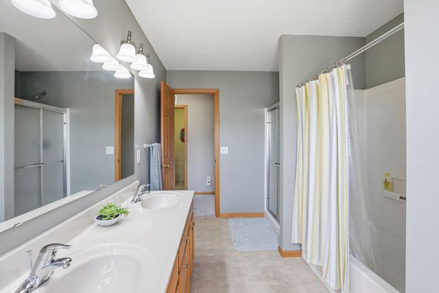 13358 Europa Court N 4, Hugo, MN 55038