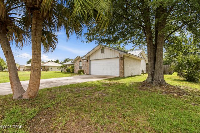 1609 New Hampshire Avenue, Lynn Haven, FL 32444