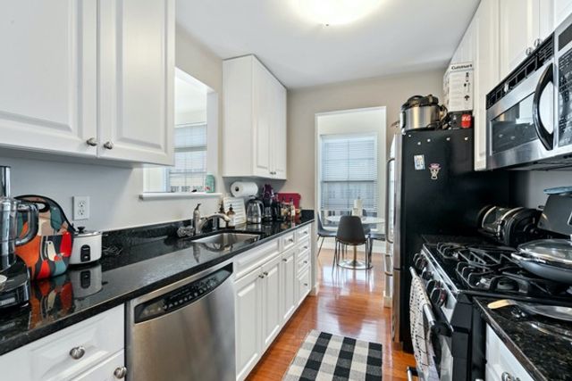 2 Rollins St D602, Boston, MA 02118