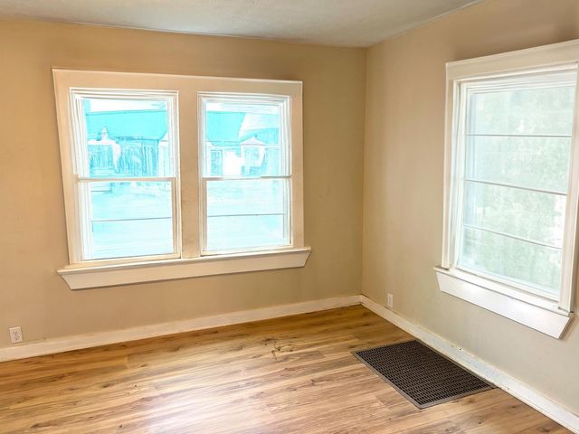 201 E Market Street, Warsaw, KY 41095