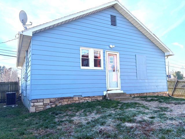 201 E Market Street, Warsaw, KY 41095