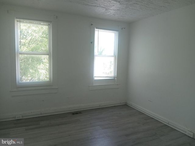 2539 HOLLINS ST, Baltimore, MD 21223