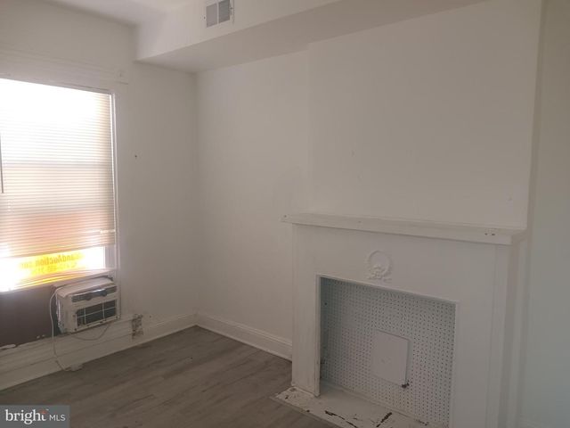 2539 HOLLINS ST, Baltimore, MD 21223