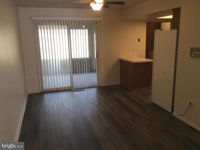 7 RITTENHOUSE CT, Willingboro, NJ 08046