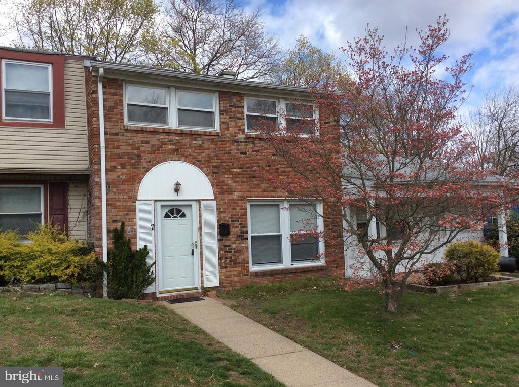 7 RITTENHOUSE CT, Willingboro, NJ 08046