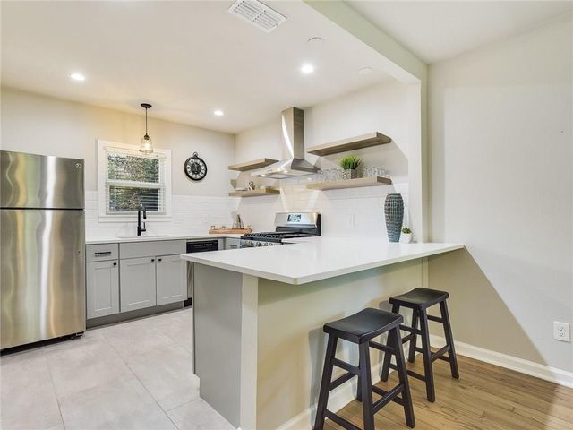 3304 Robinson Ave 1, Austin, TX 78722