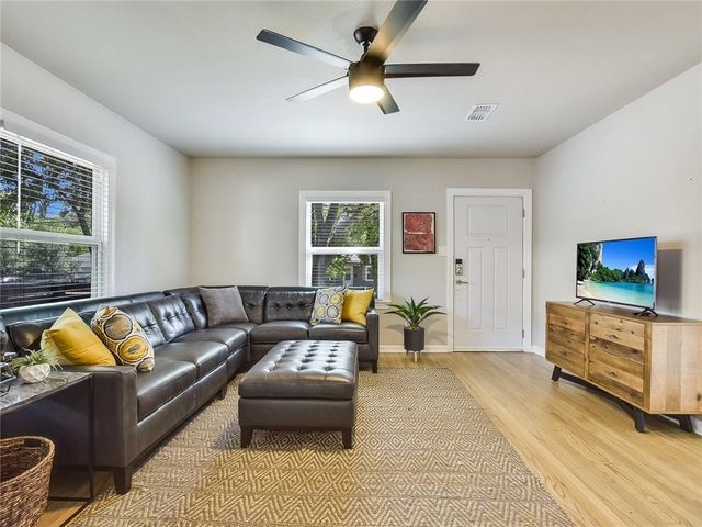 3304 Robinson Ave 1, Austin, TX 78722