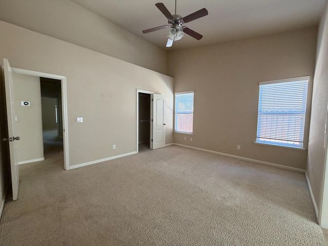 548 W Serena Avenue, Clovis, CA 93619