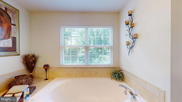 5911 KAVEH CT, Upper Marlboro, MD 20772