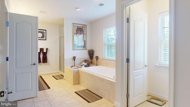 5911 KAVEH CT, Upper Marlboro, MD 20772