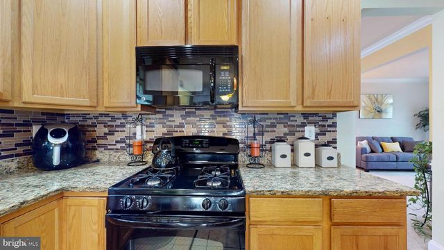 5911 KAVEH CT, Upper Marlboro, MD 20772