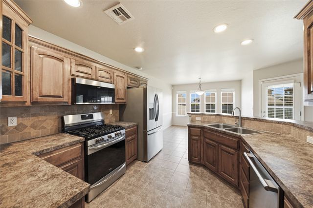 20539 E 32nd Place S, Broken Arrow, OK 74014