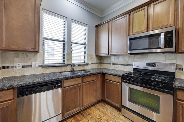 3245 Maxroy Street, Houston, TX 77008