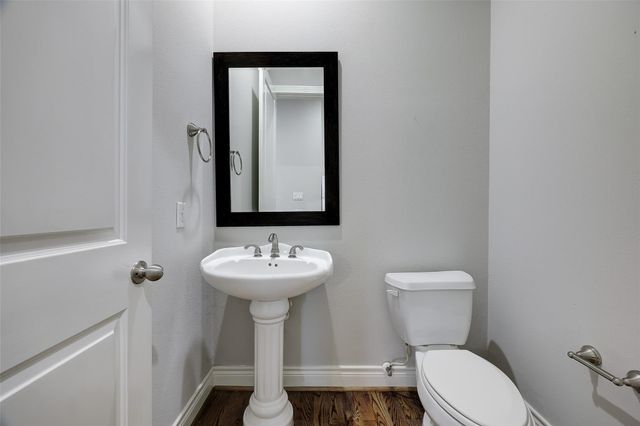 3245 Maxroy Street, Houston, TX 77008