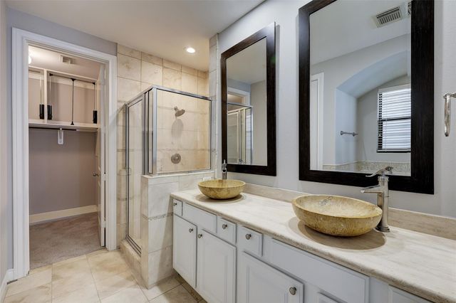 3245 Maxroy Street, Houston, TX 77008