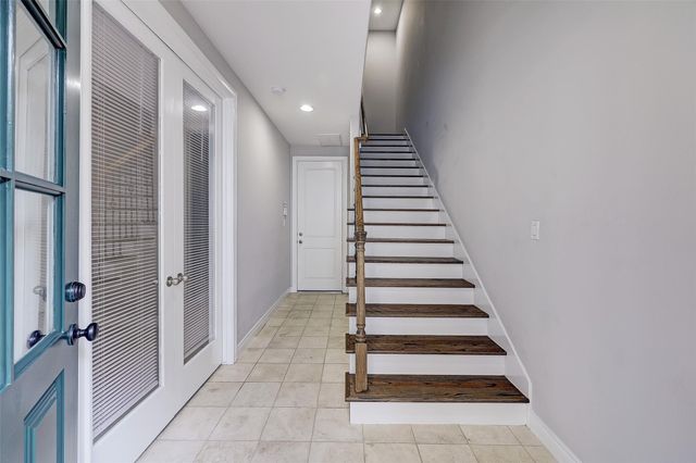 3245 Maxroy Street, Houston, TX 77008