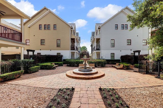 3245 Maxroy Street, Houston, TX 77008