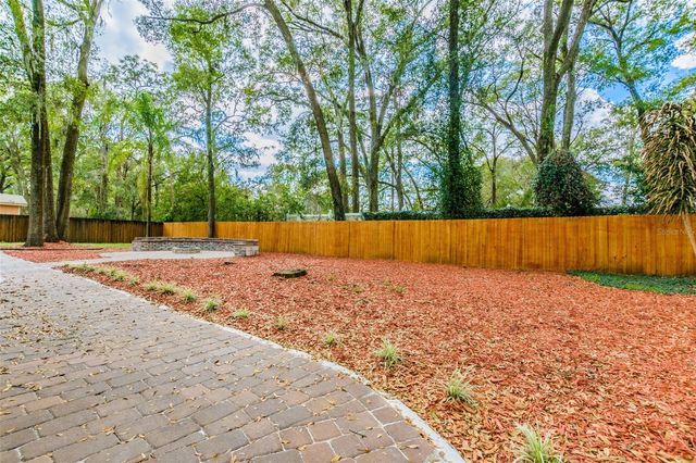2709 HERNDON STREET, Valrico, FL 33596