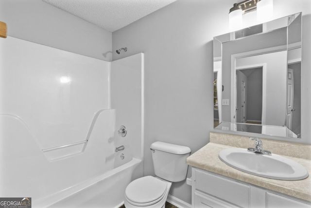 498 Pecan Wood Circle, Fairburn, GA 30213