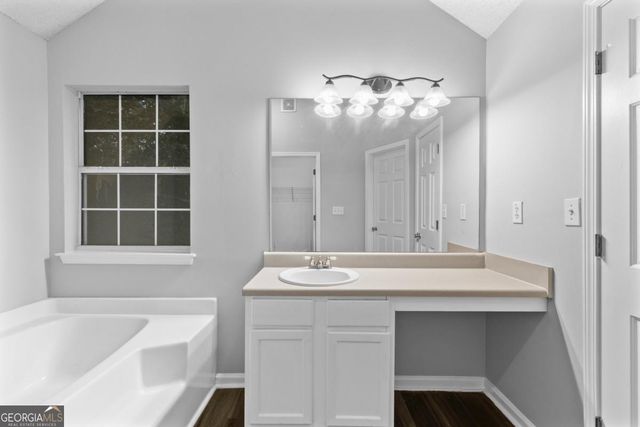 498 Pecan Wood Circle, Fairburn, GA 30213