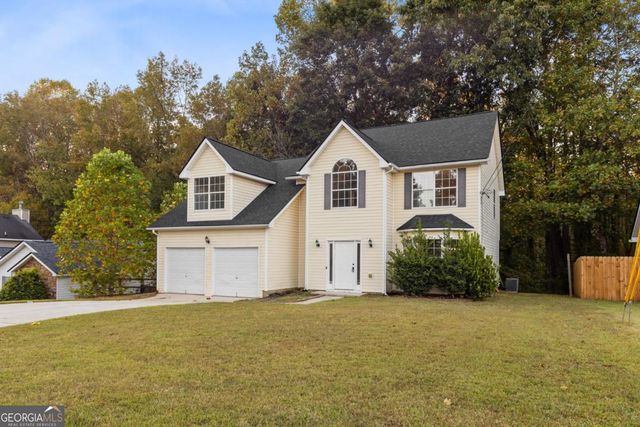 498 Pecan Wood Circle, Fairburn, GA 30213