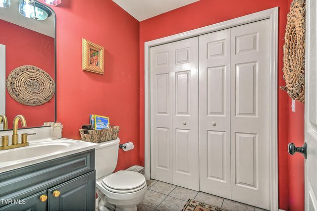 112 Southridge Drive, Blountville, TN 37617