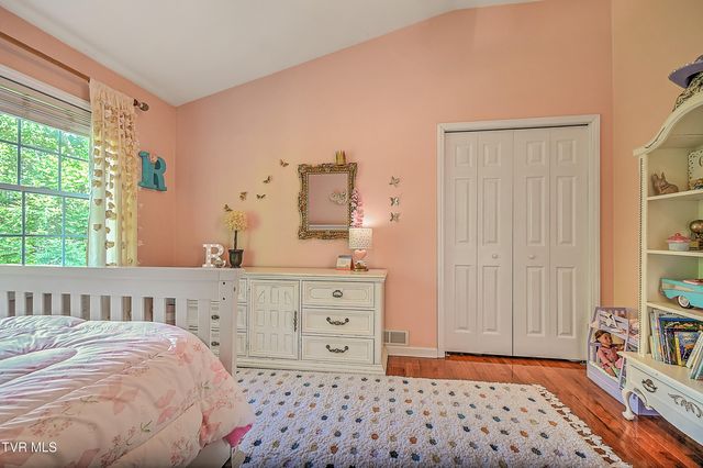 112 Southridge Drive, Blountville, TN 37617