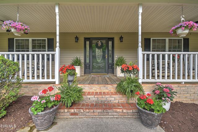 112 Southridge Drive, Blountville, TN 37617
