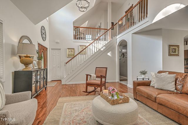 112 Southridge Drive, Blountville, TN 37617
