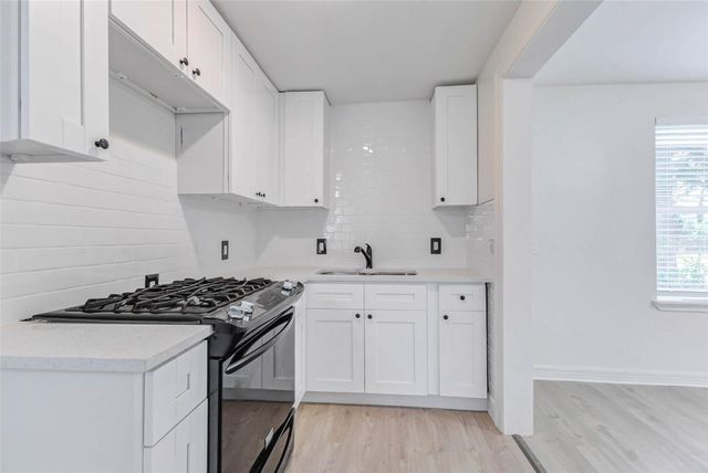 3414 Le Badie Street, Houston, TX 77026