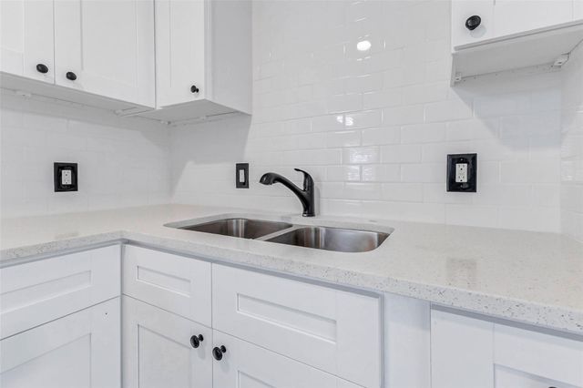 3414 Le Badie Street, Houston, TX 77026