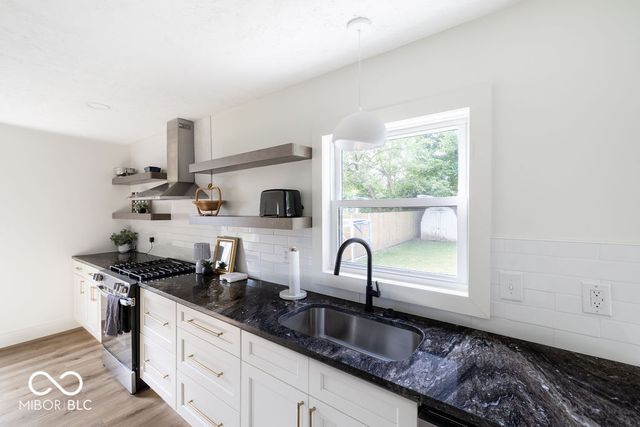 419 Berkley Road, Indianapolis, IN 46208