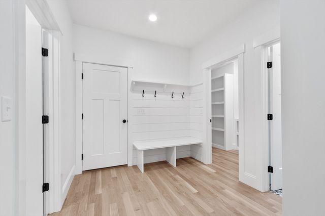 2 Colburn Lane, Littleton, MA 01460